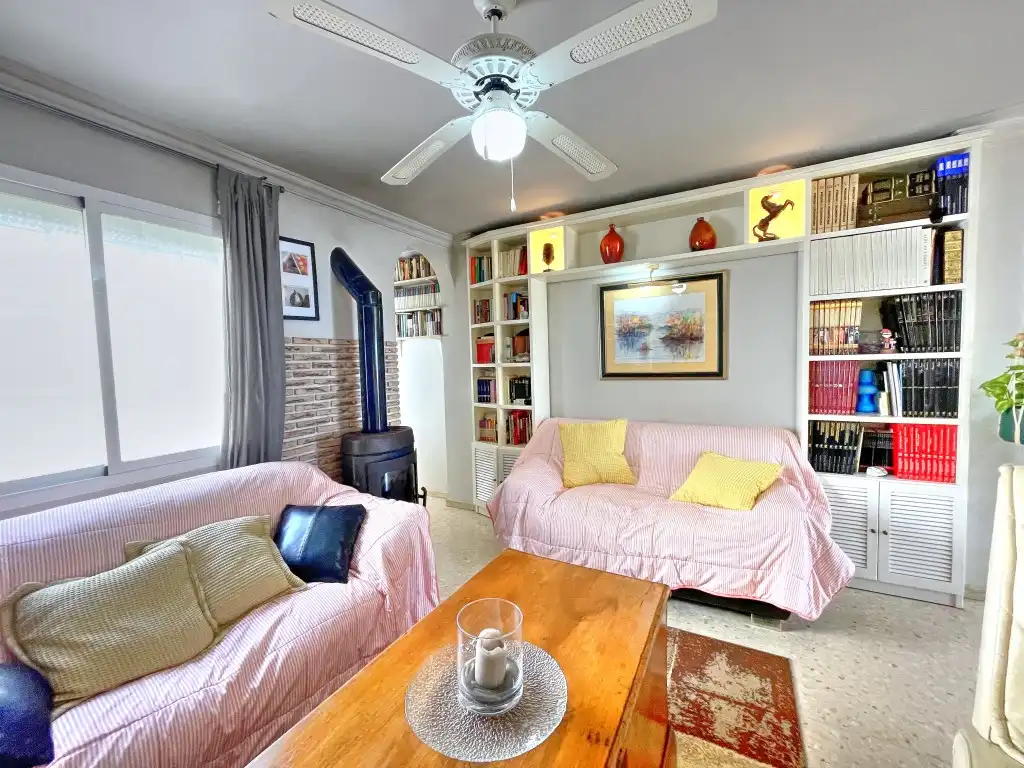 Sala de estar de Ático en venta en Vélez-Málaga con Terraza