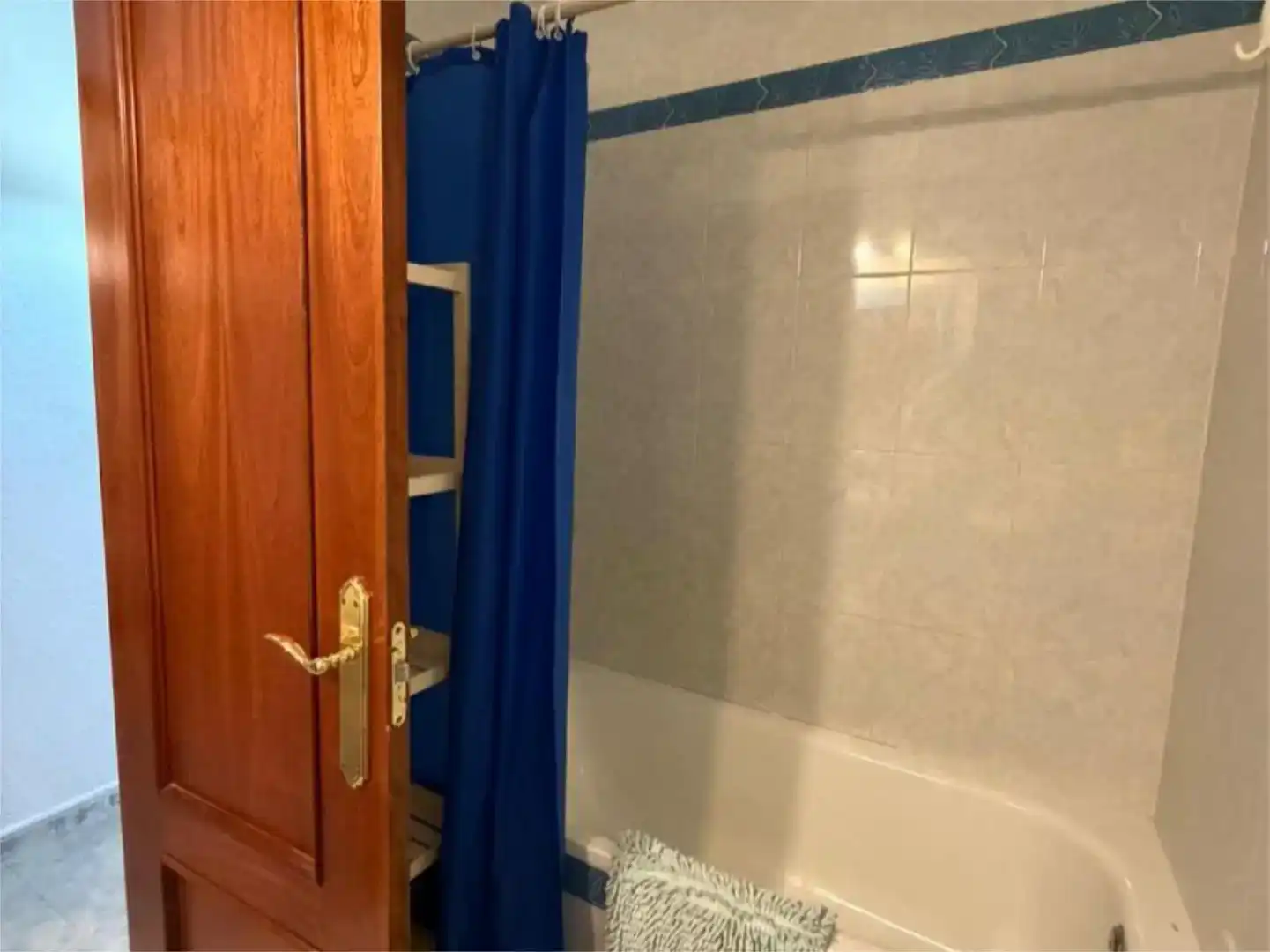 Baño de Casa o chalet de alquiler en Aldeacentenera con Amueblado