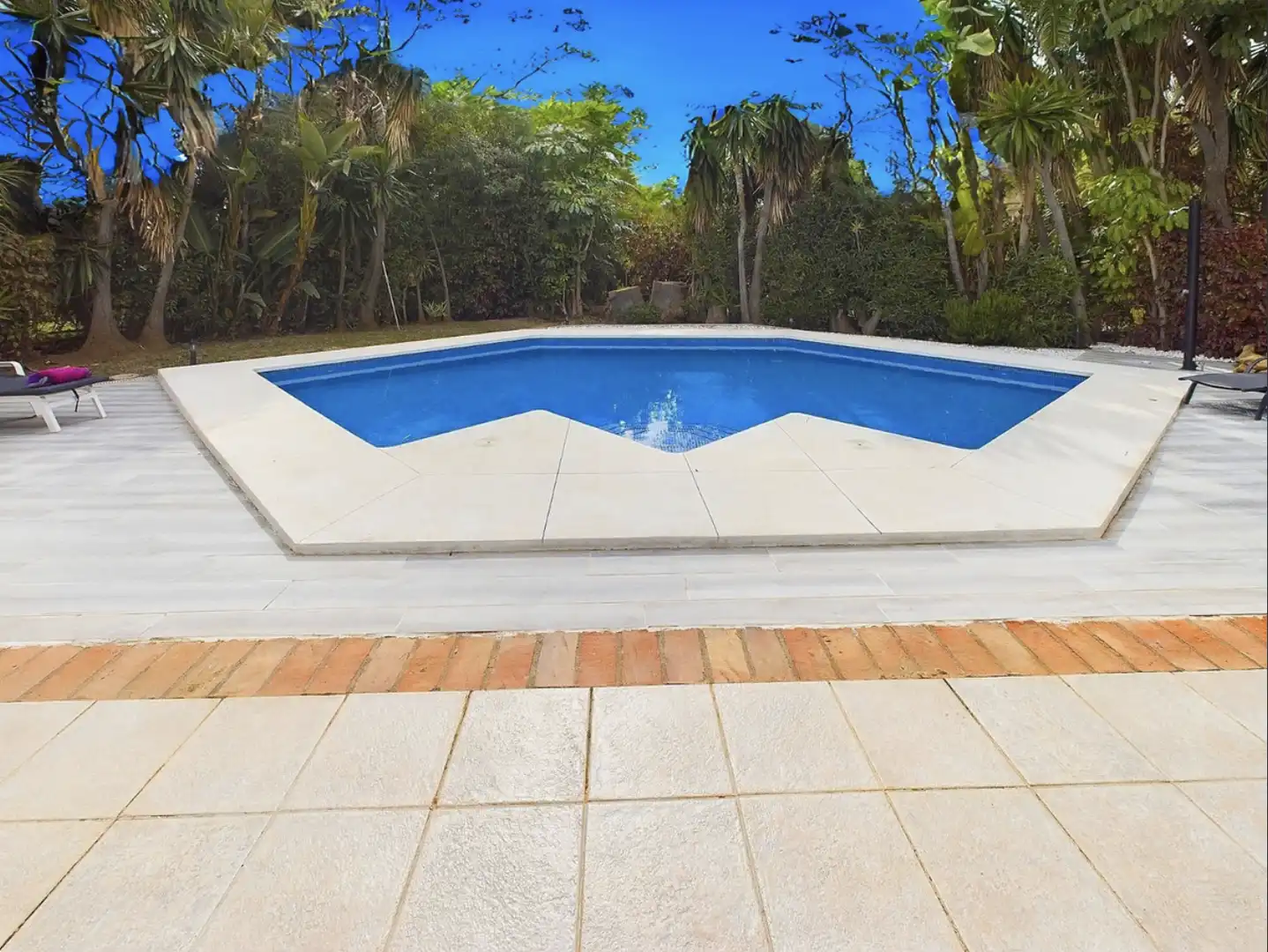 Casa amb piscina en venda a Marbella Centro, imagen 2