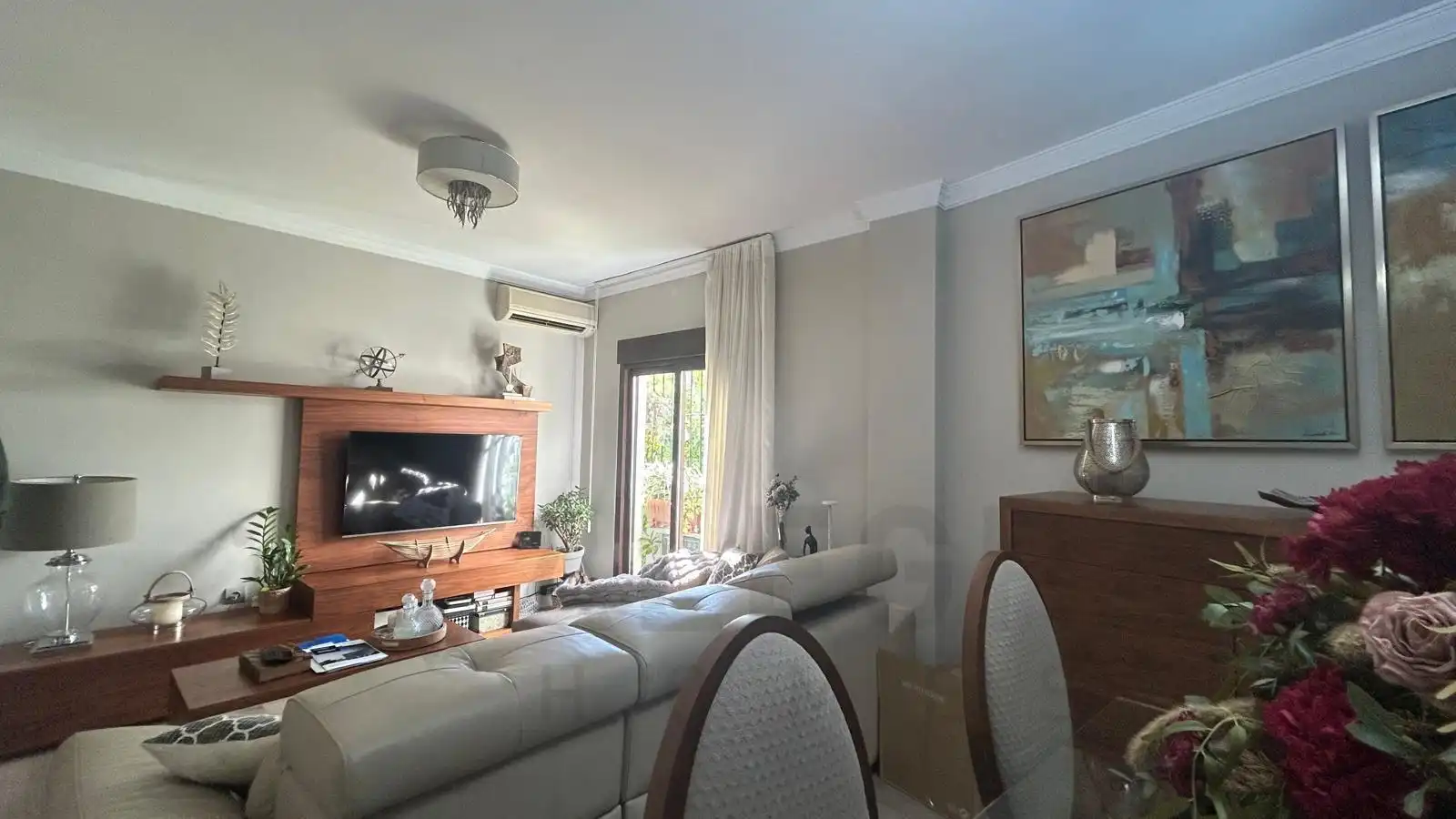 Sala d'estar de Pis en venda en Jerez de la Frontera amb Aire condicionat, Jardí privat i Traster