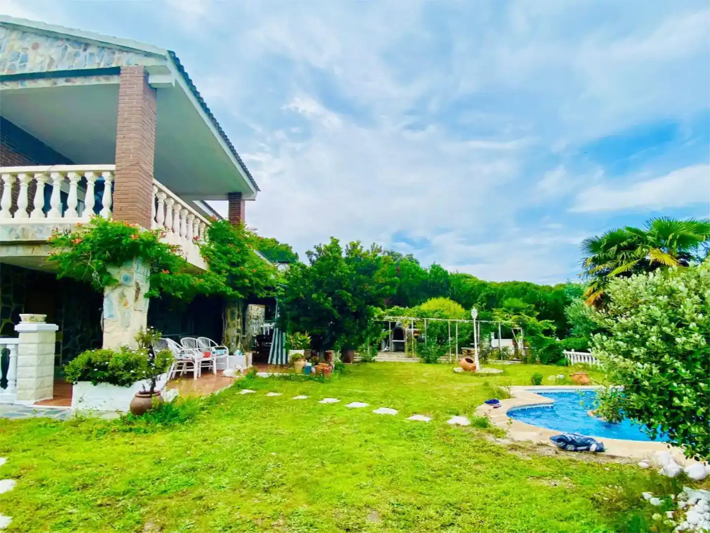 Jardí de Casa o xalet en venda en Villa del Prado amb Jardí privat, Piscina i Balcó