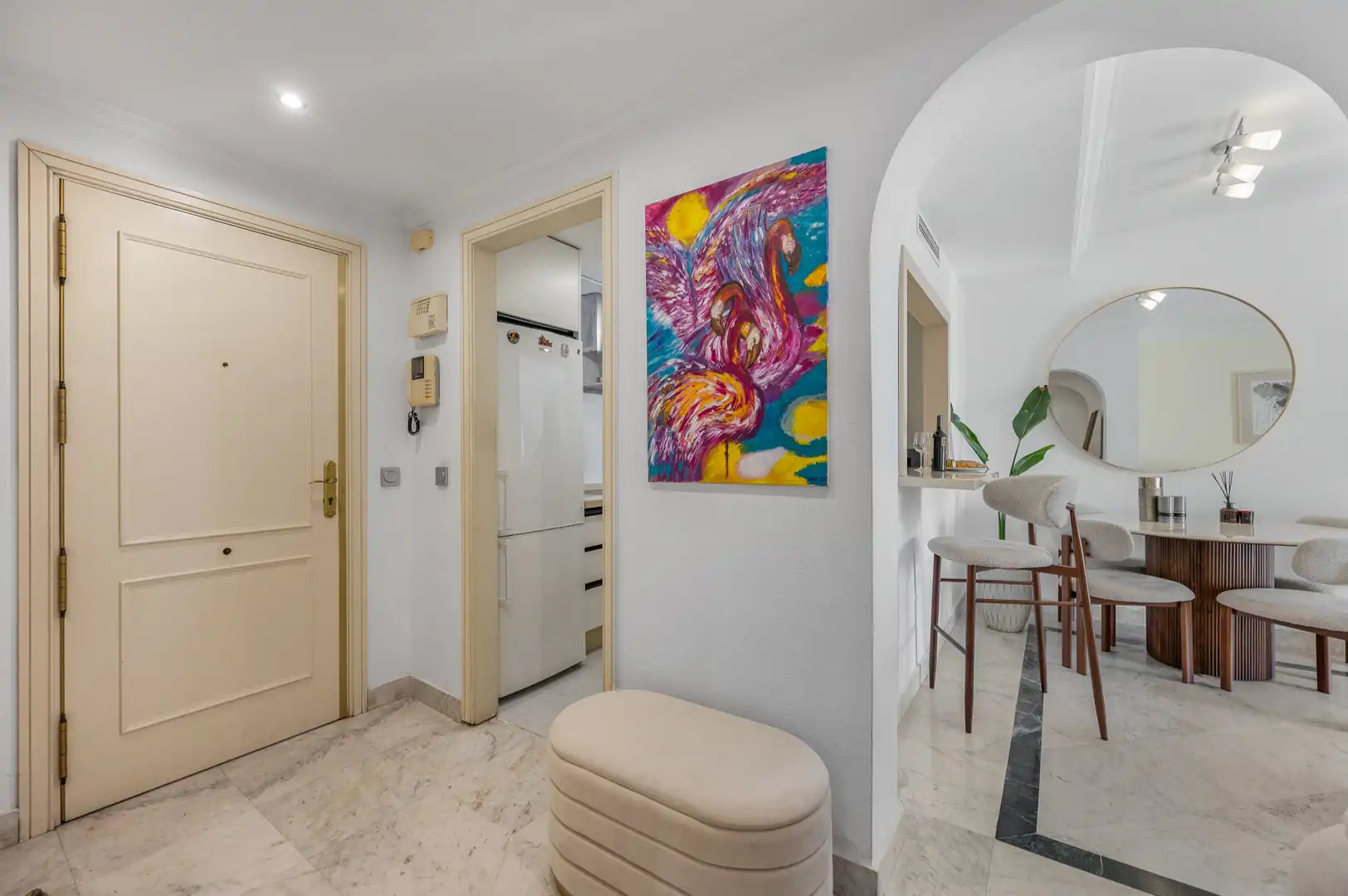 Wohnungen zum Verkauf in Marbella mit Klimaanlage, Terrasse und Möbliert
