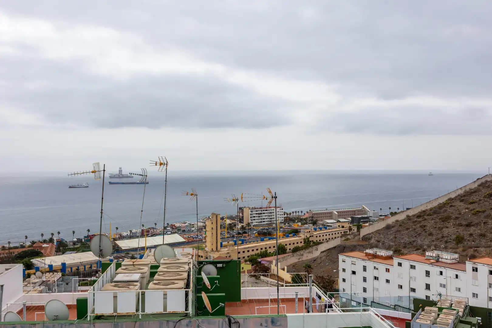 Vista exterior de Piso en venta en Las Palmas de Gran Canaria con Trastero