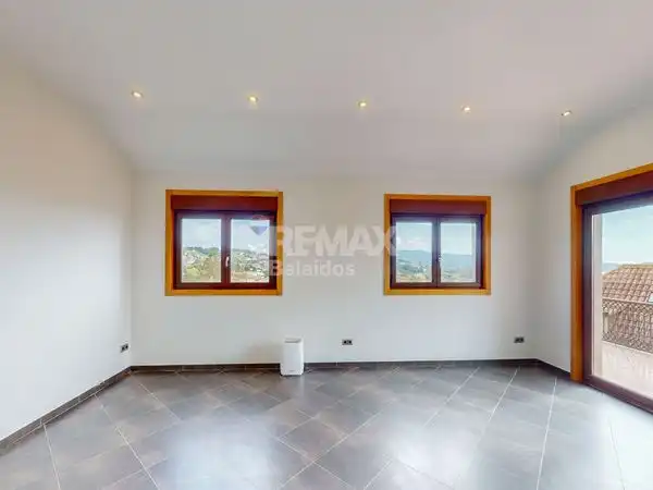 Casa o chalet en venta en Vigo  con Calefacción, Jardín privado y Terraza