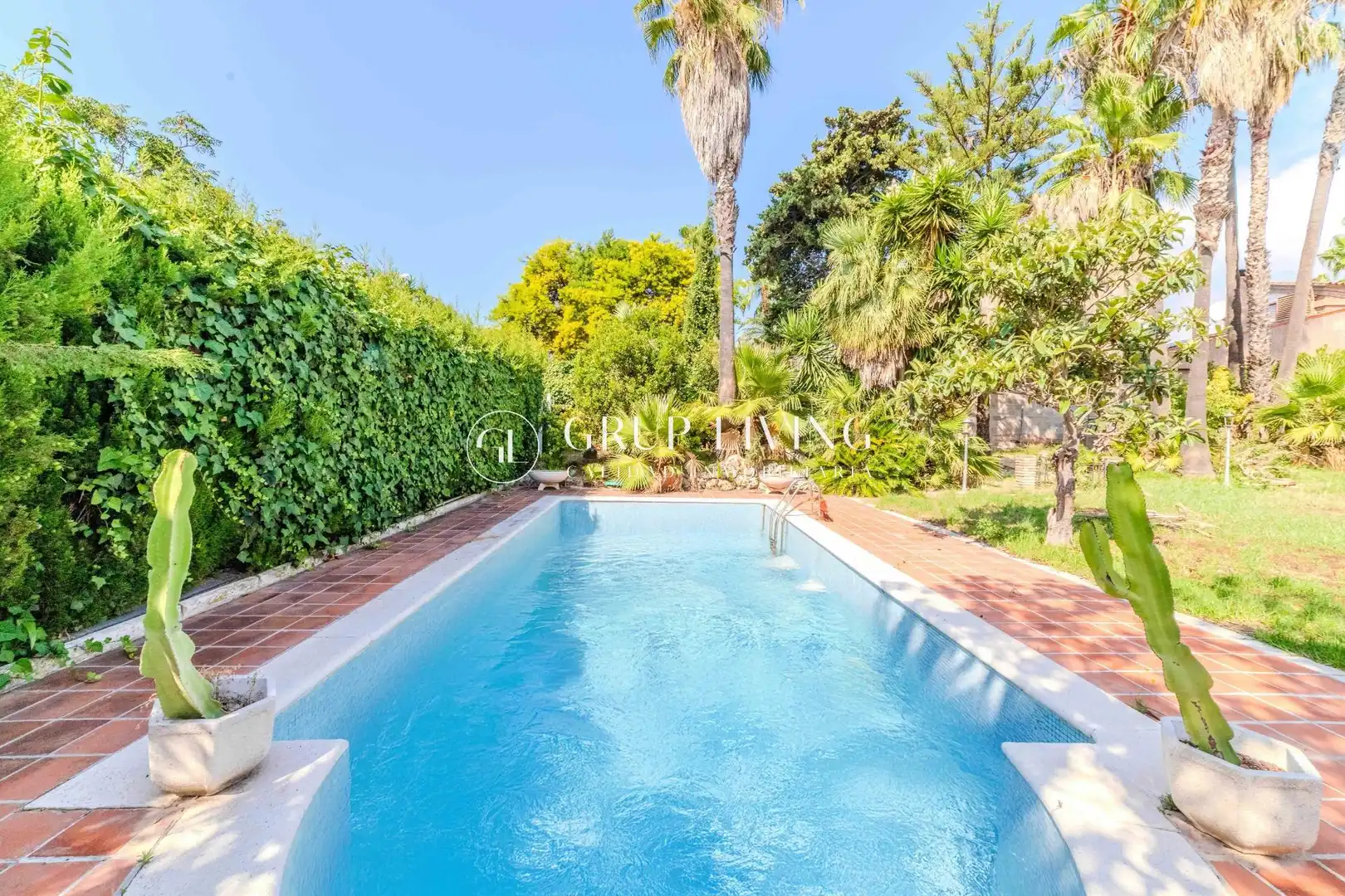 Jardí de Casa o xalet en venda en Cambrils amb Aire condicionat, Calefacció i Jardí privat