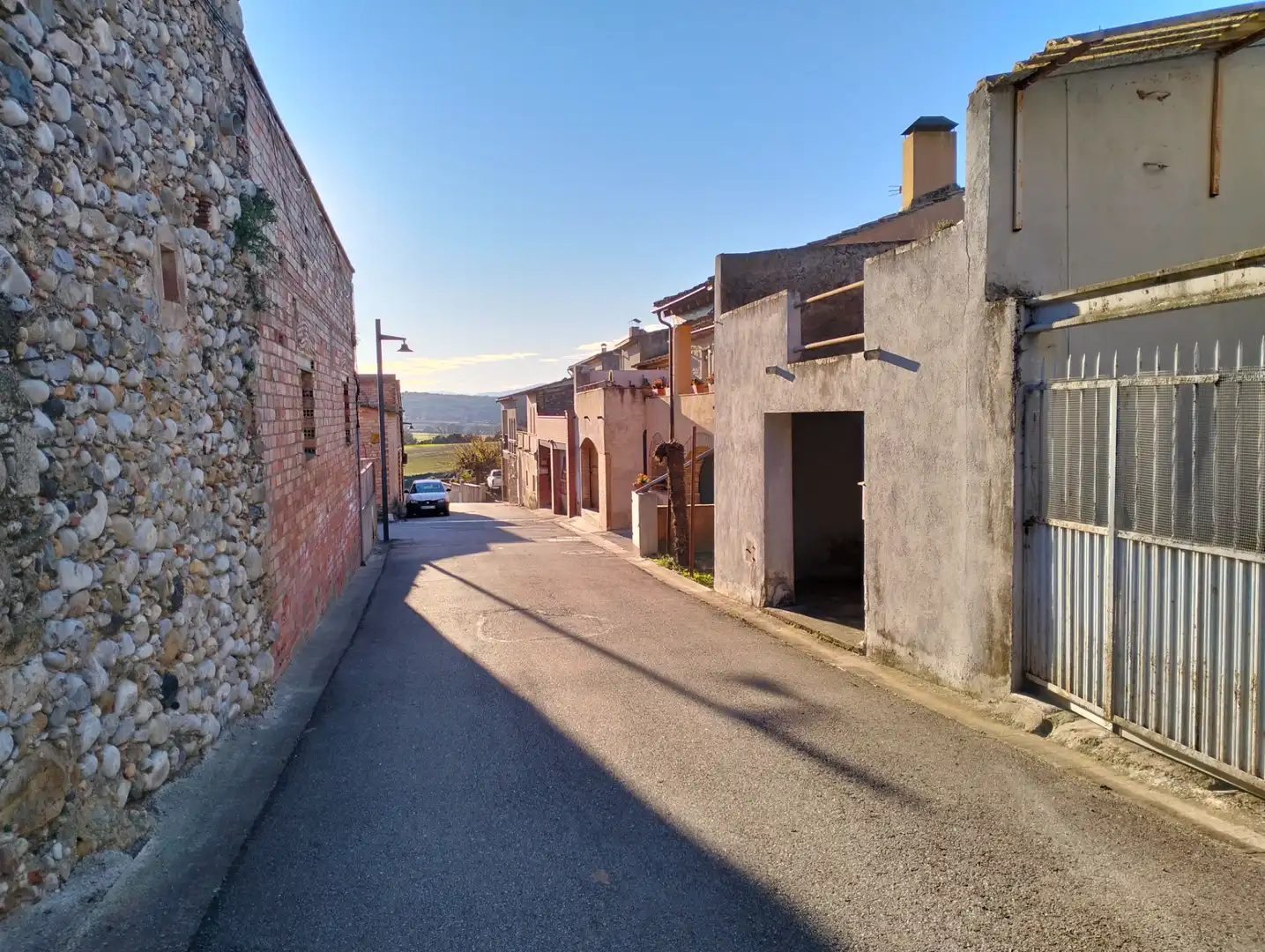 Vista exterior de Casa adosada en venta en Bàscara con Jardín privado, Terraza y Balcón