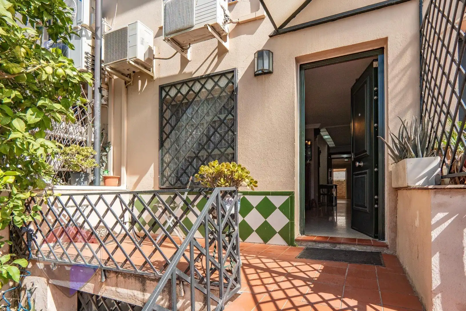 Terraced house for sale in Avenida CARLOS HAYA, imagen 3