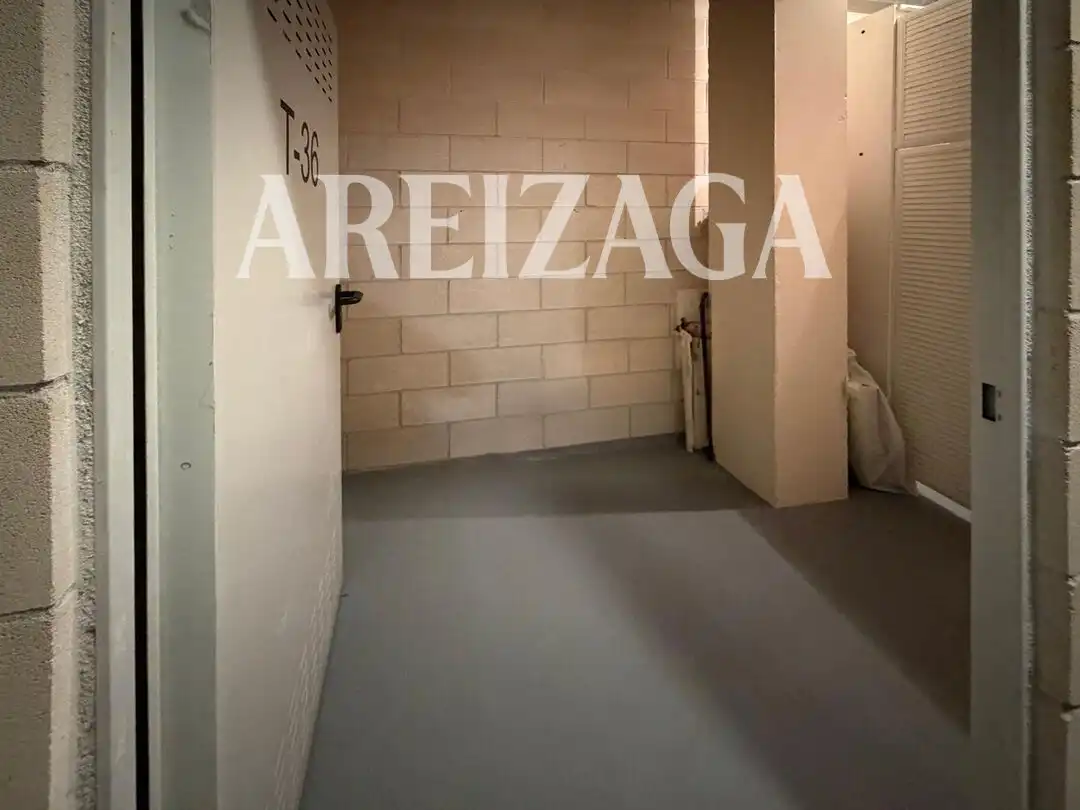Apartament en venda en Donostia - San Sebastián  amb Calefacció, Terrassa i Traster