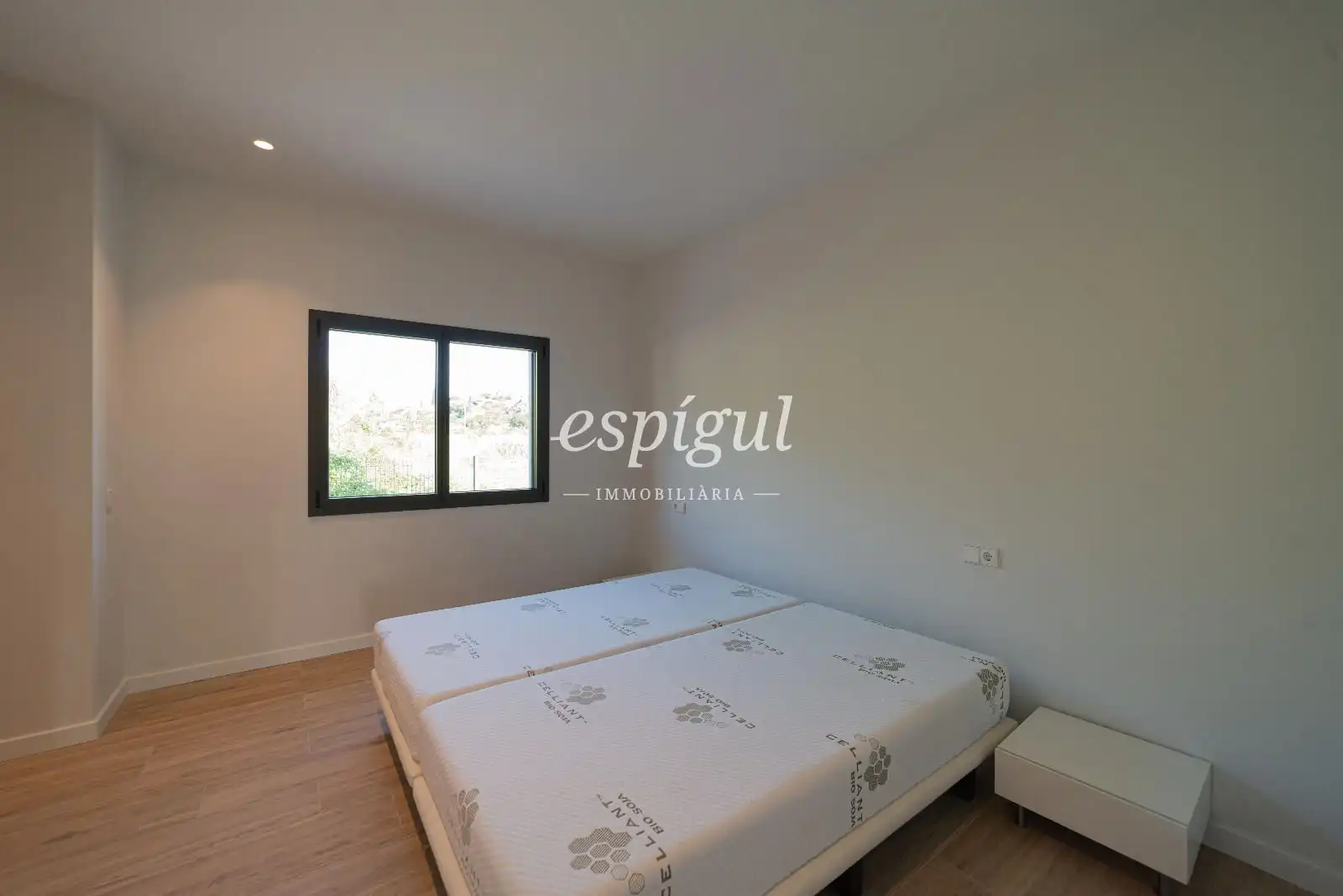 Bedroom of Houses for sale in Banyoles  with Heating, Private garden and Oven