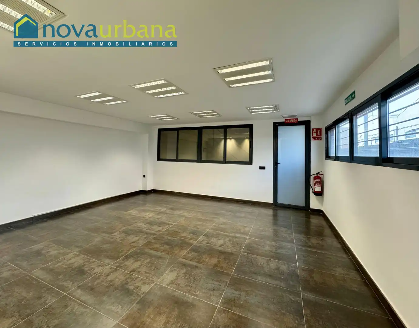 Oficina de alquiler en Xirivella con Aire acondicionado y Calefacción