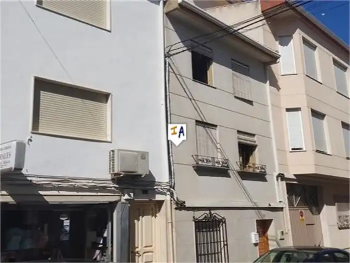 Adossat en venda a Castillo de Locubín