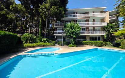 Piscina de Pis en venda en Castelldefels amb Aire condicionat, Calefacció i Parquet