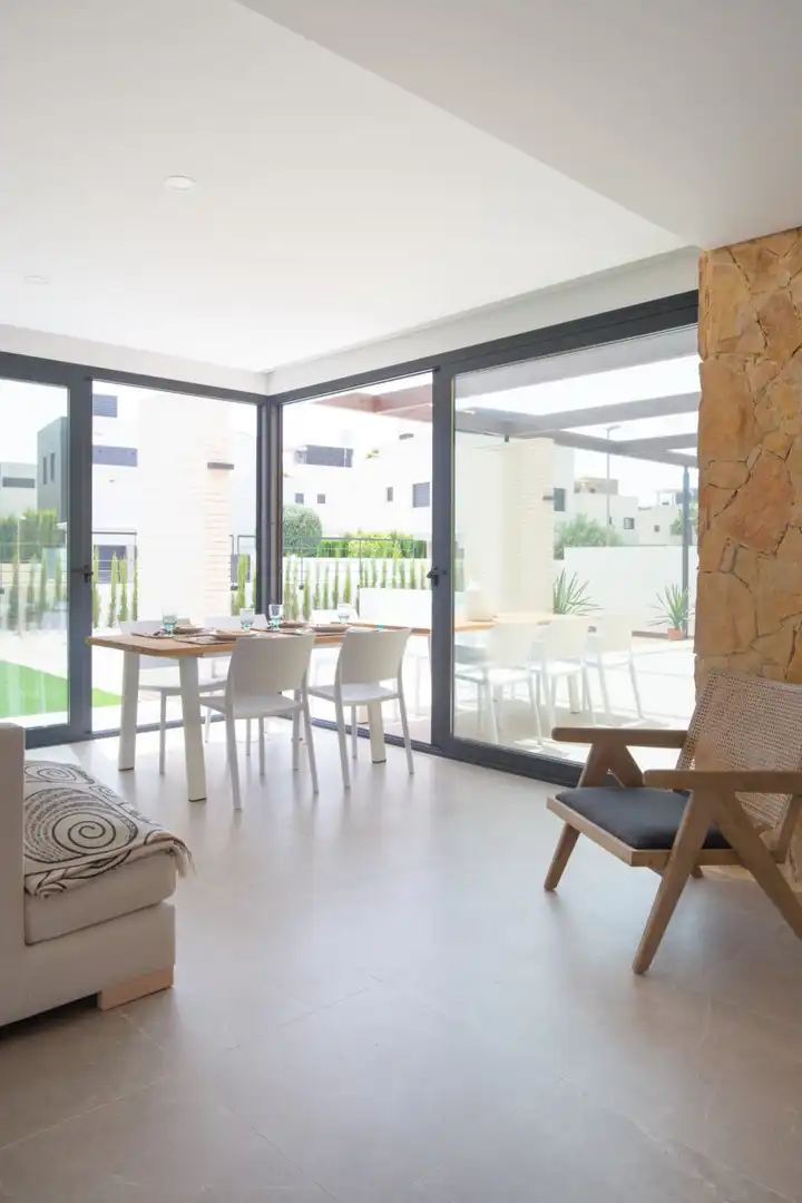 Terrassa de Casa o xalet en venda en Orihuela amb Aire condicionat, Jardí privat i Terrassa