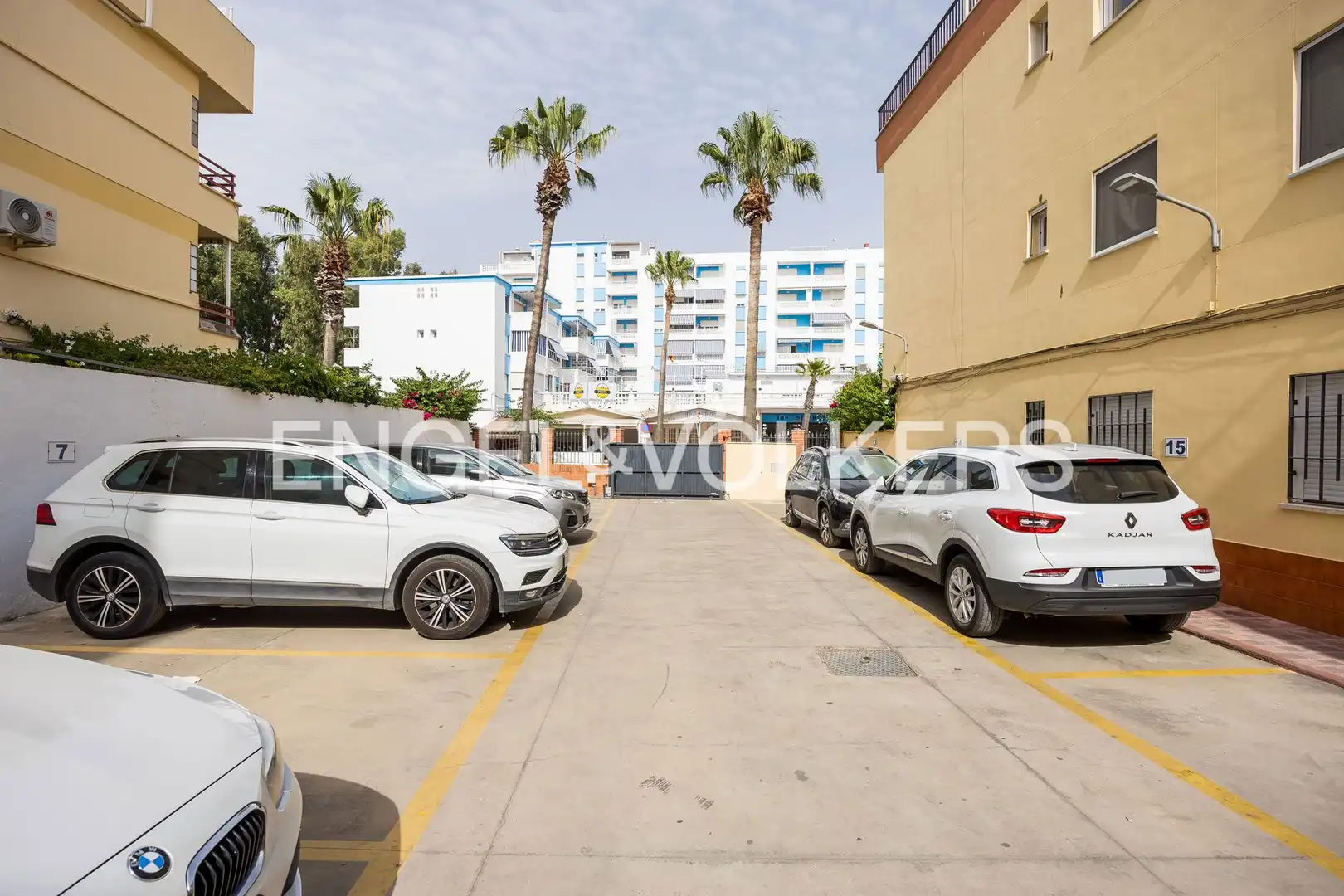 Parking de Planta baja en venta en Chipiona con Calefacción y Terraza