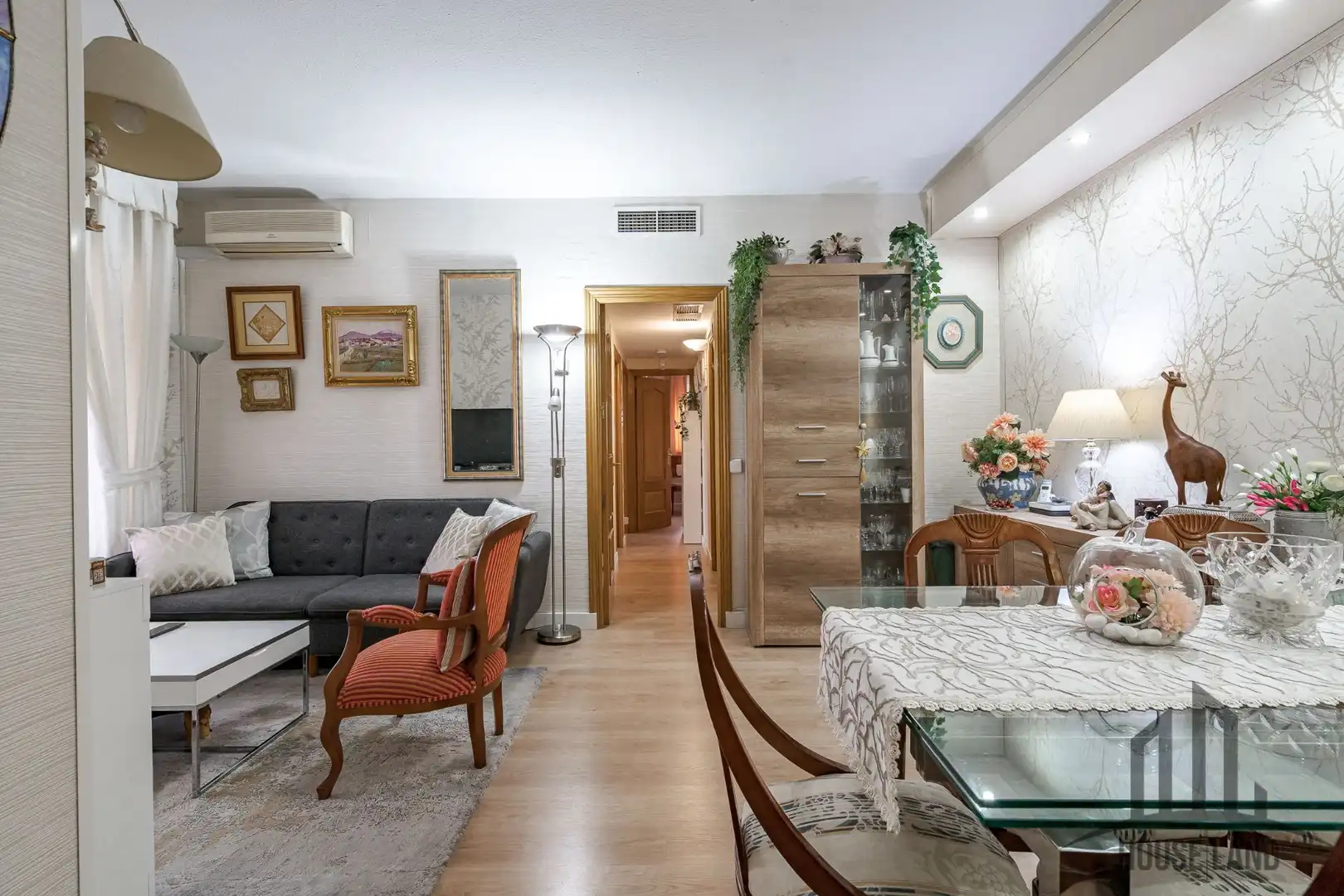Sala d'estar de Pis en venda en Madrid amb Aire condicionat i Calefacció