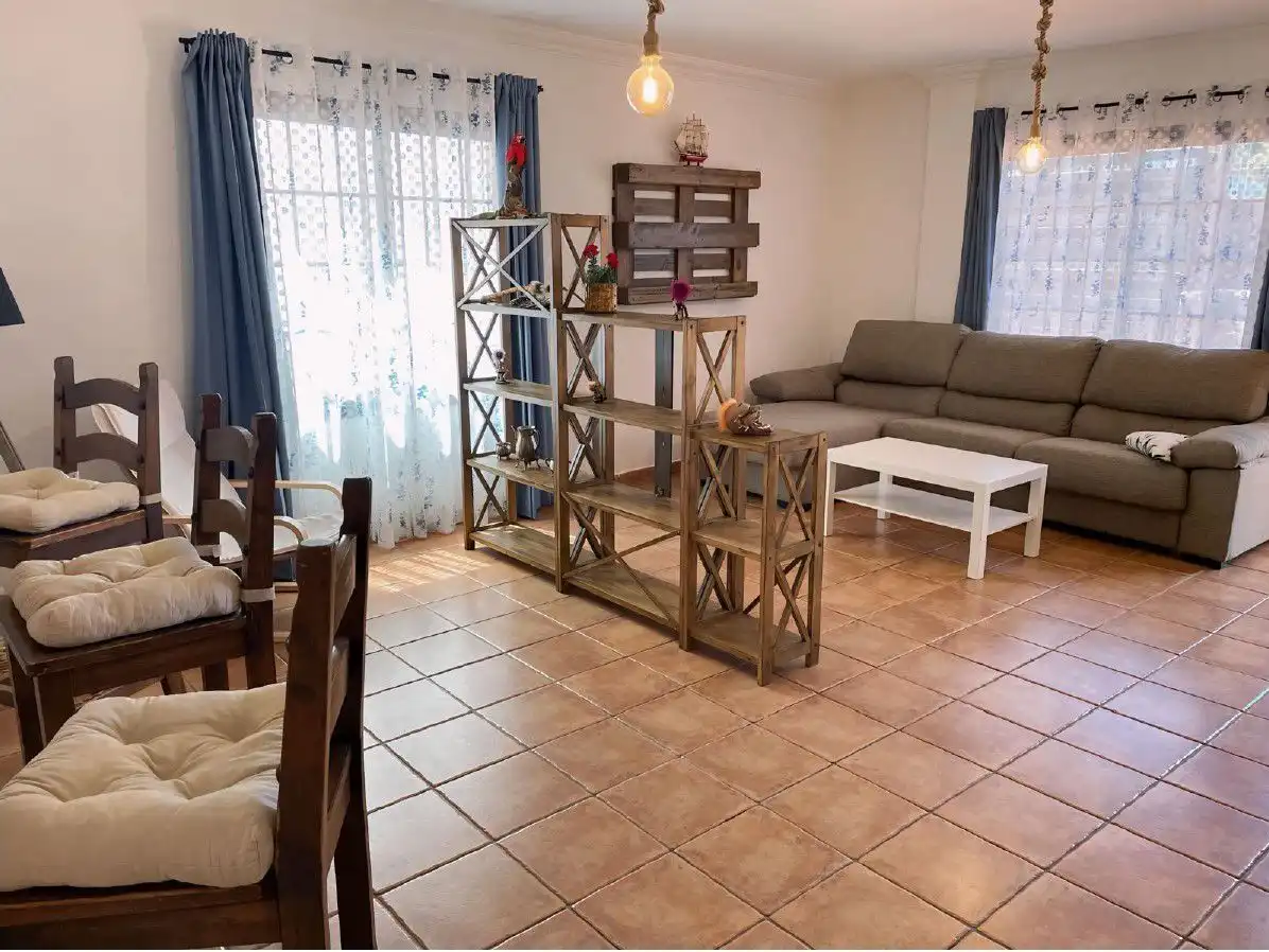 Casa amb terrassa en venda a ACEVIÑO, imagen 3