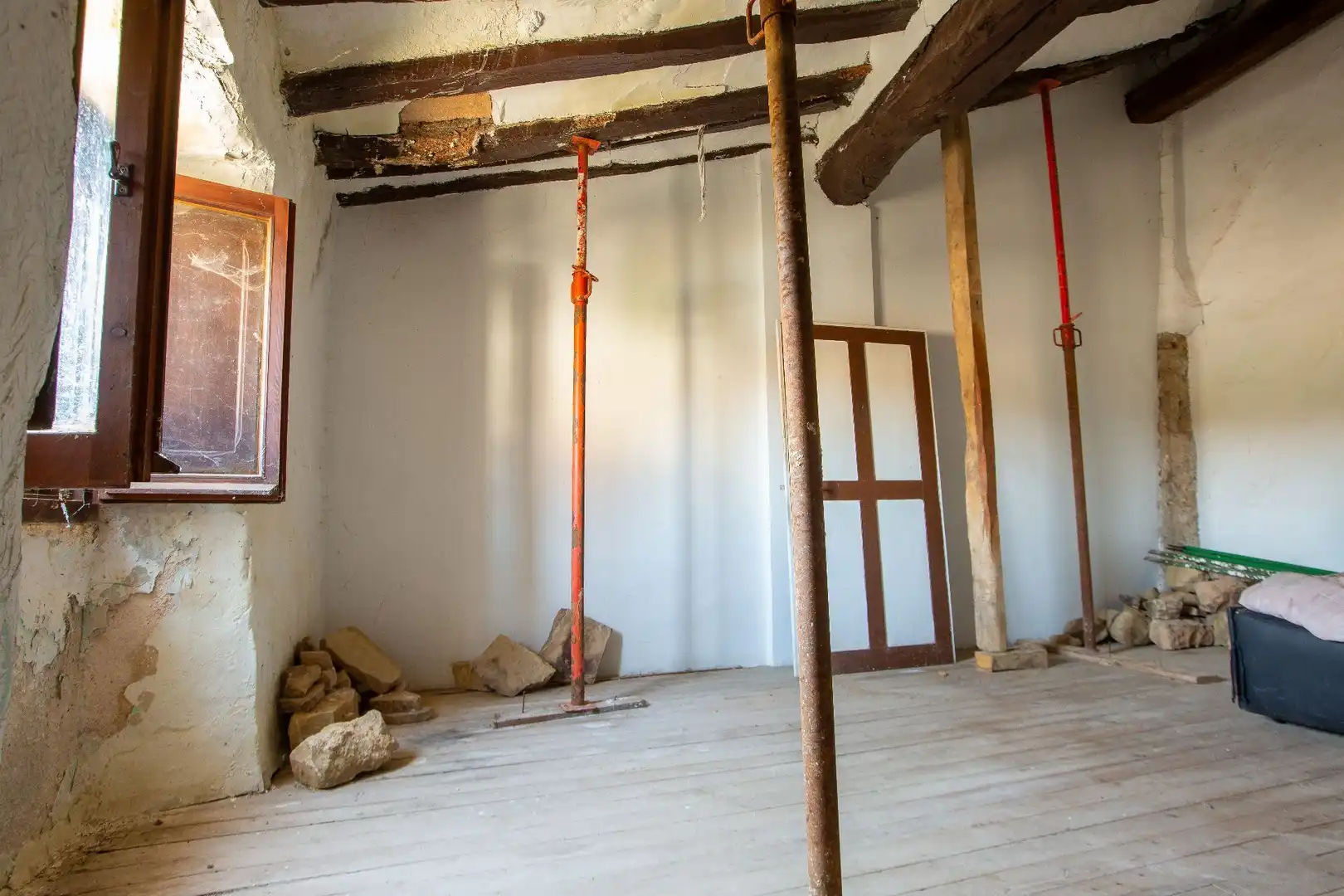 Casa adosada en venta en Tiebas-Muruarte de Reta con Calefacción y Trastero