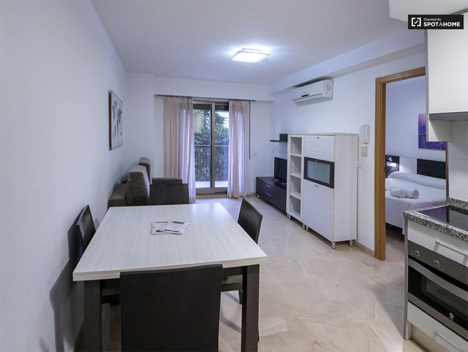 Apartment to share in Barrio de Campanar