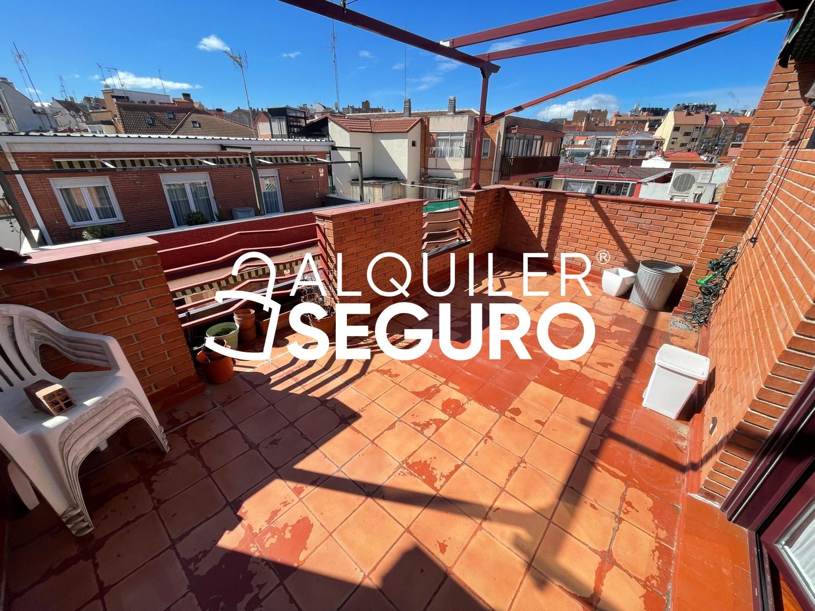 Terrace of Attic to rent in  Madrid Capital  with Heating, Terrace and Furnished