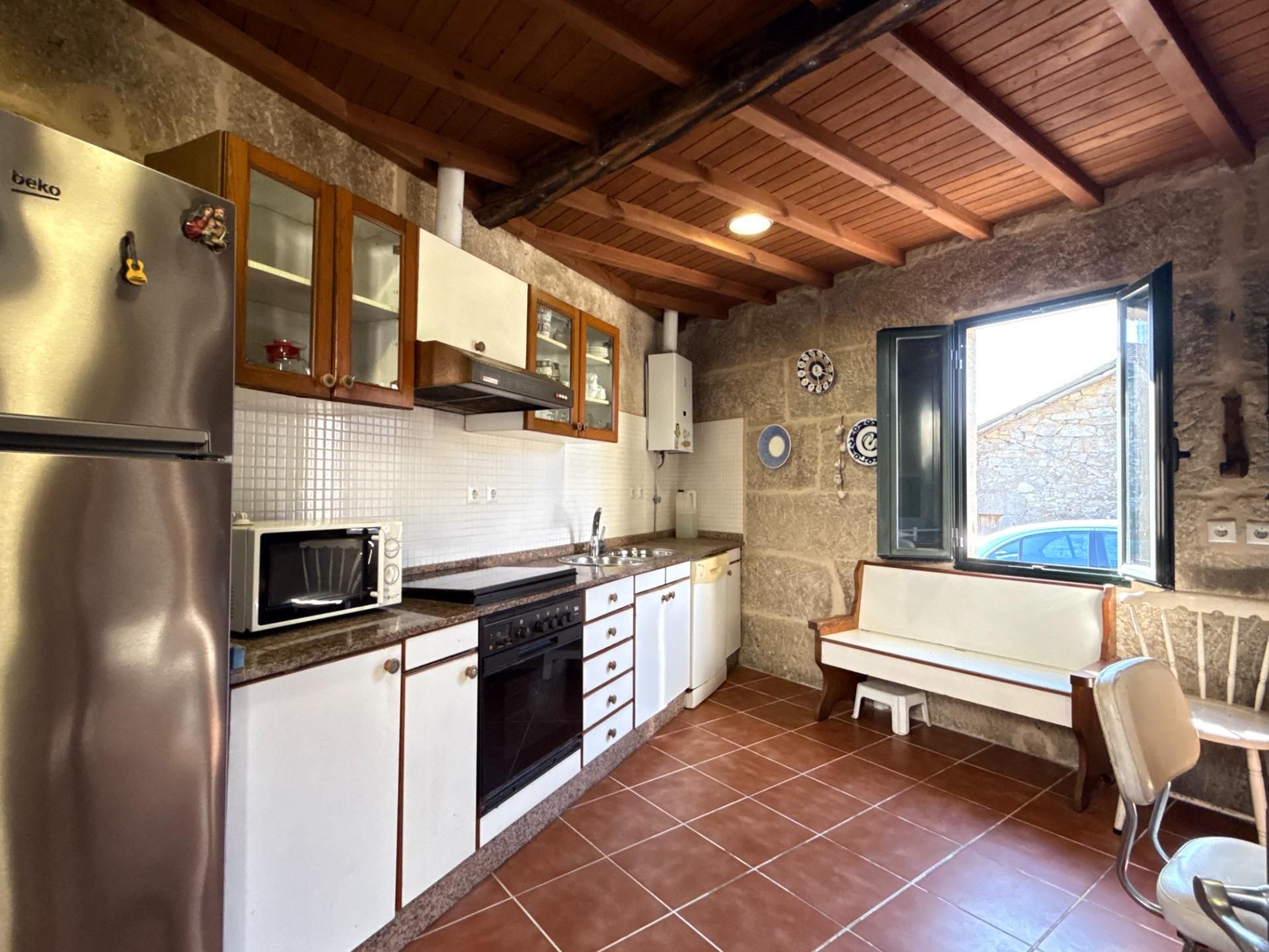 Kitchen of House or chalet for sale in Boborás  with Private garden and Balcony