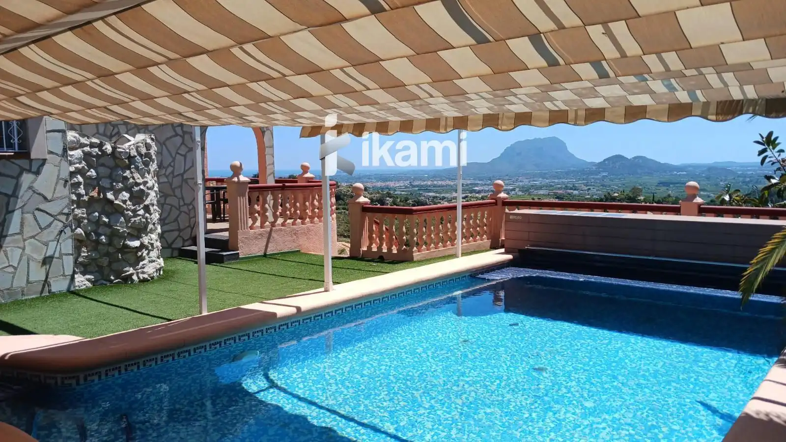 Piscina de Casa o xalet en venda en Sanet y Negrals amb Aire condicionat, Calefacció i Terrassa