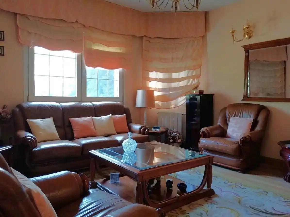 Sala de estar de Casa o chalet en venta en Pozuelo de Alarcón con Aire acondicionado, Calefacción y Jardín privado