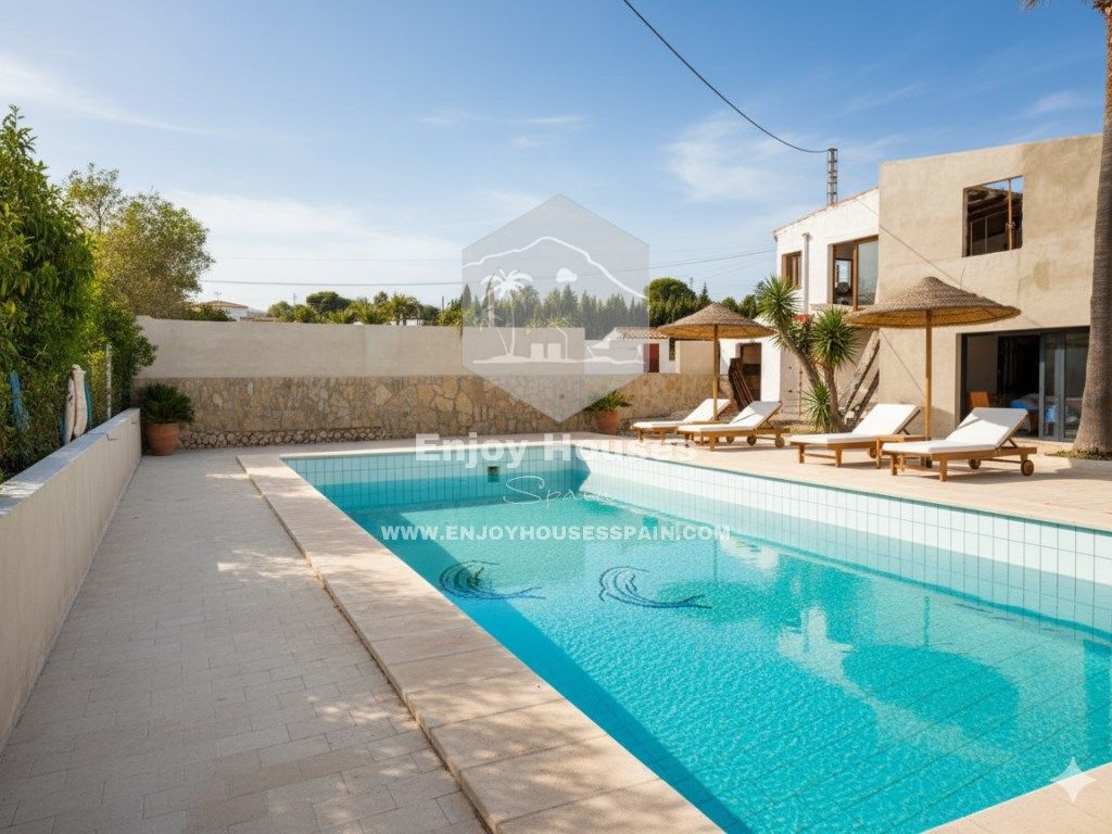 Swimming pool of Premises for sale in Jávea / Xàbia