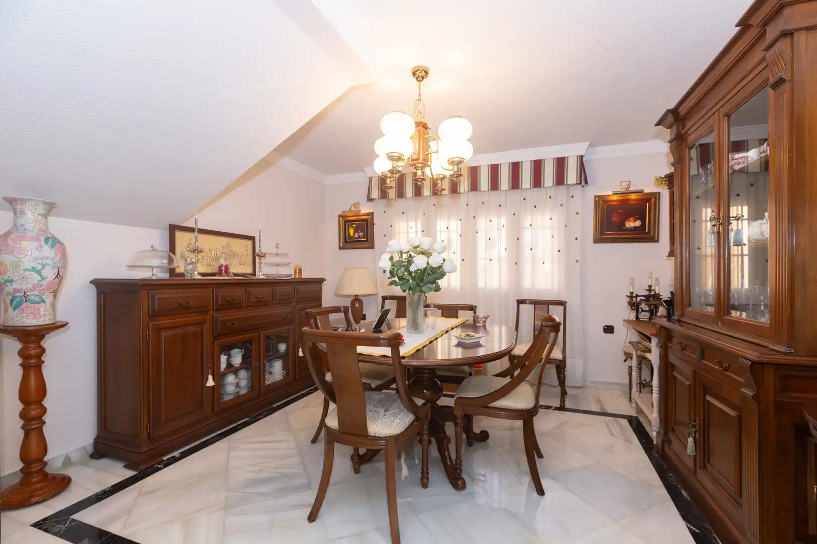 Dining room of Houses for sale in Málaga  with Air Conditioner, Private garden and Terrace
