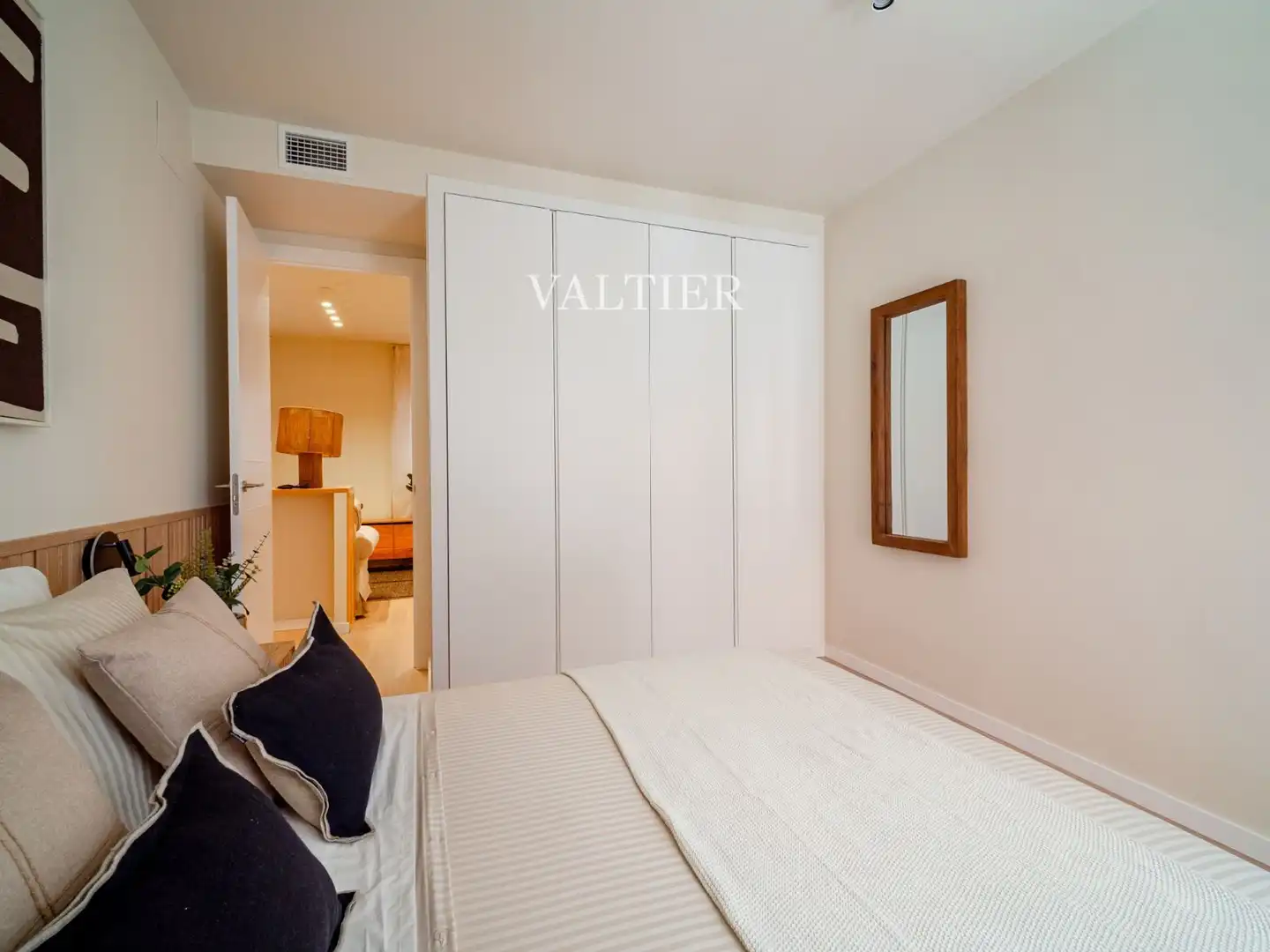 Bedroom of Flat for rent in Madrid  with Terrace and Furnished