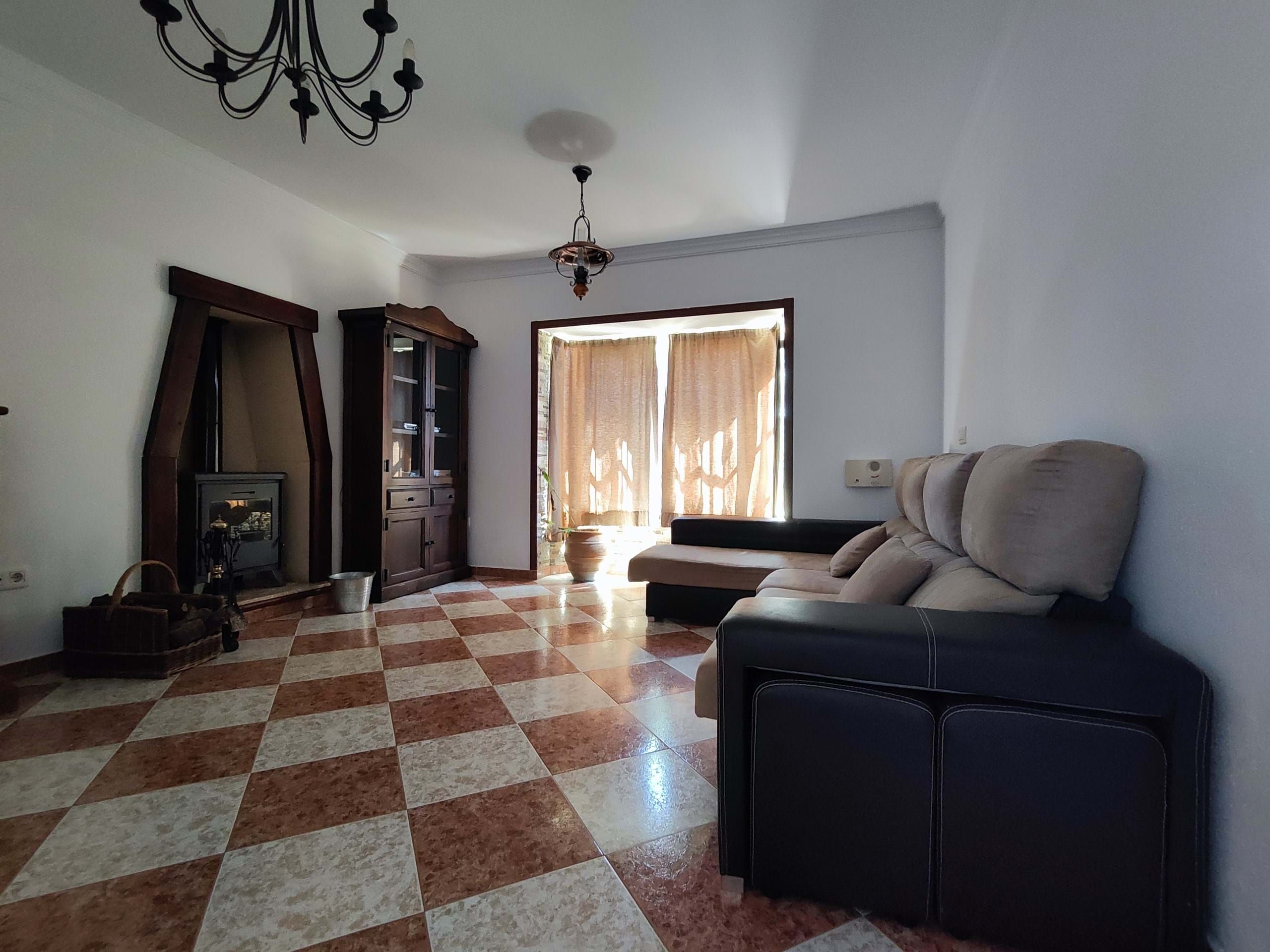 Sala d'estar de Casa o xalet en venda en Chiclana de la Frontera amb Traster