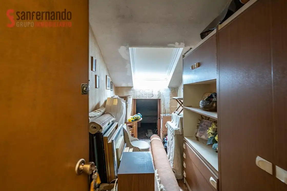 Wohnung zum Verkauf in Santander mit Heizung, Parkett und Abstellraum