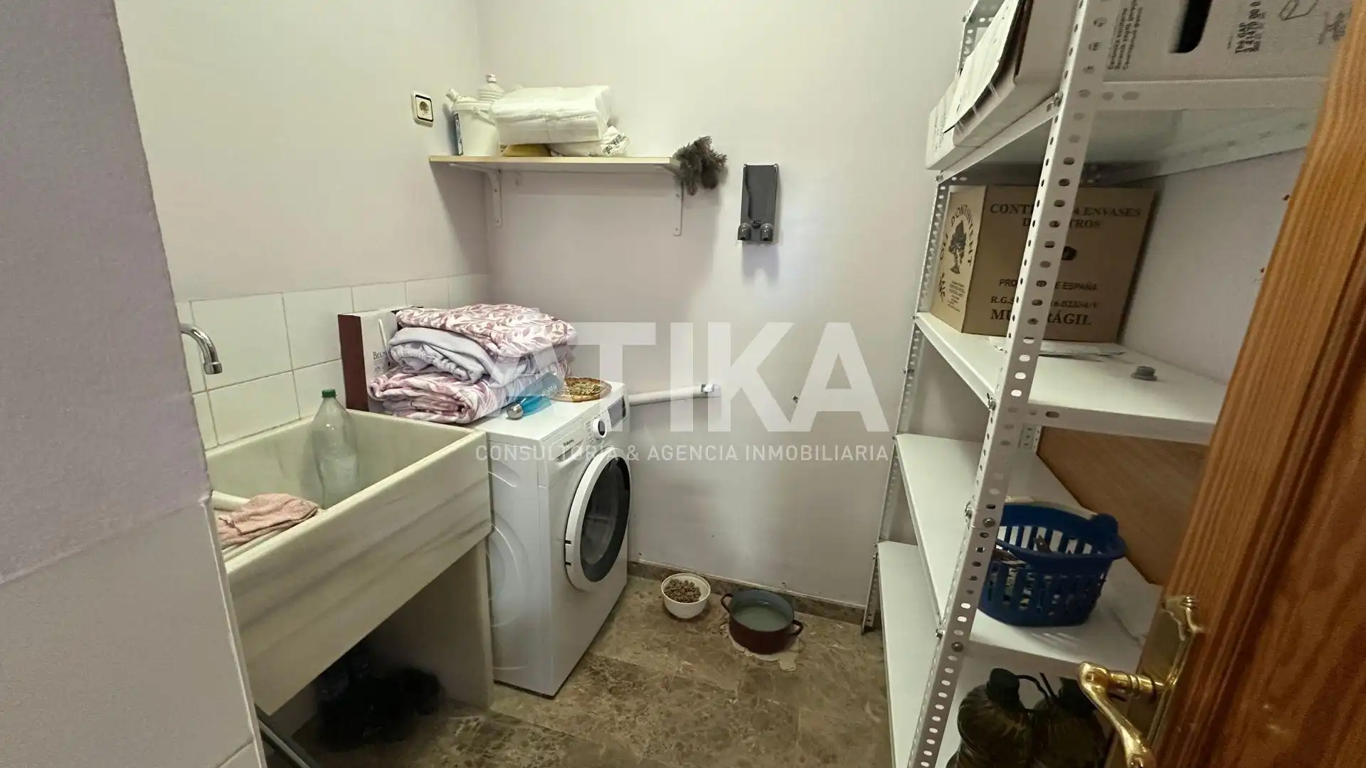 Houses for sale in Ontinyent  with Air Conditioner, Private garden and Parquet flooring