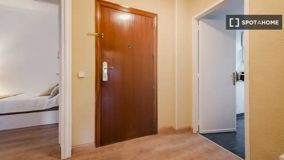 Room in Hispanoamérica - Bernabéu