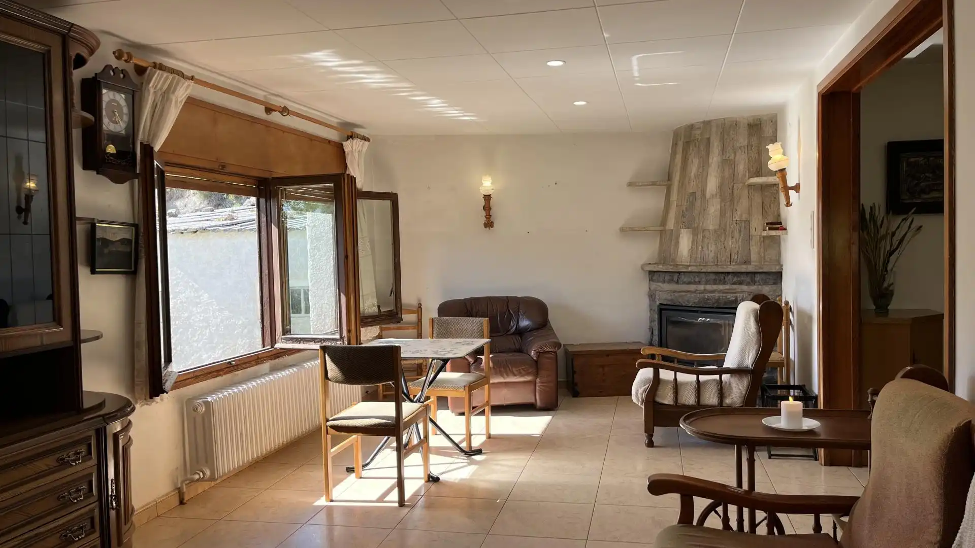 Sala d'estar de Casa o xalet en venda en Alpens