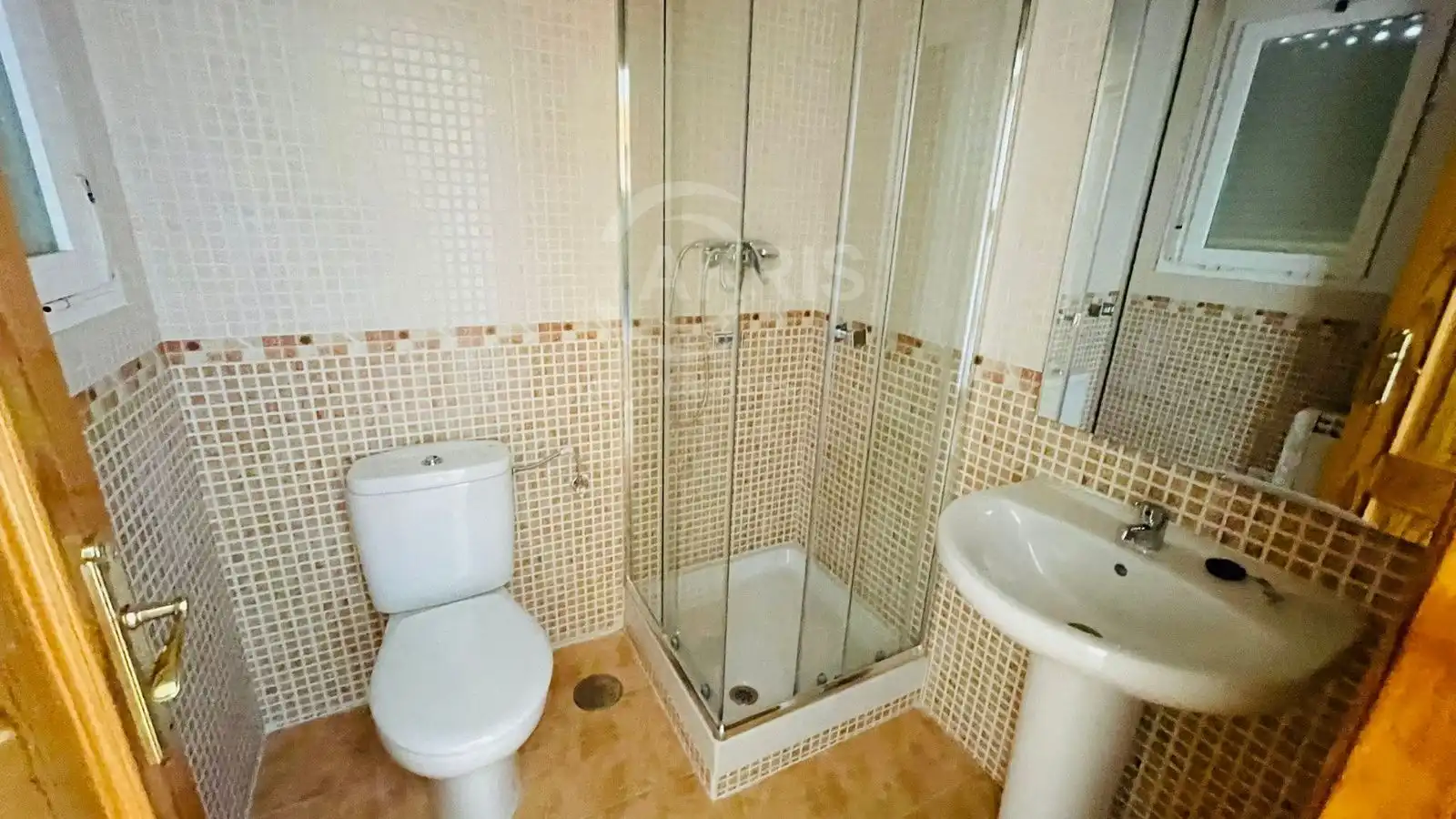 Bathroom of Flat for sale in Malpica de Tajo  with Heating