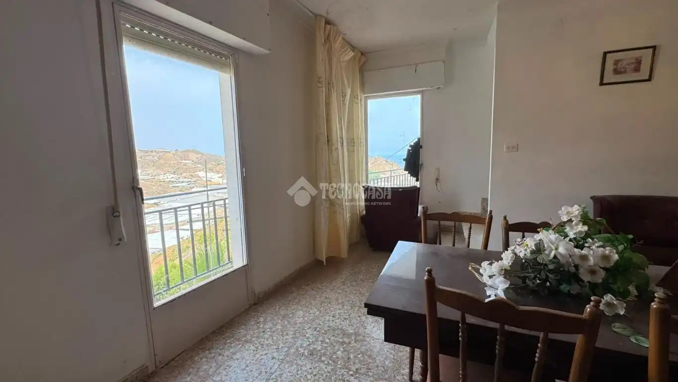 Sala de estar de Casa adosada en venta en Rubite con Calefacción y Balcón