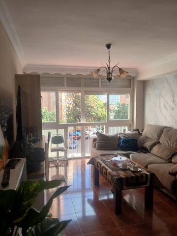 Piso en Venta en Calle de la Carraca en Parque Victoria Eugenia