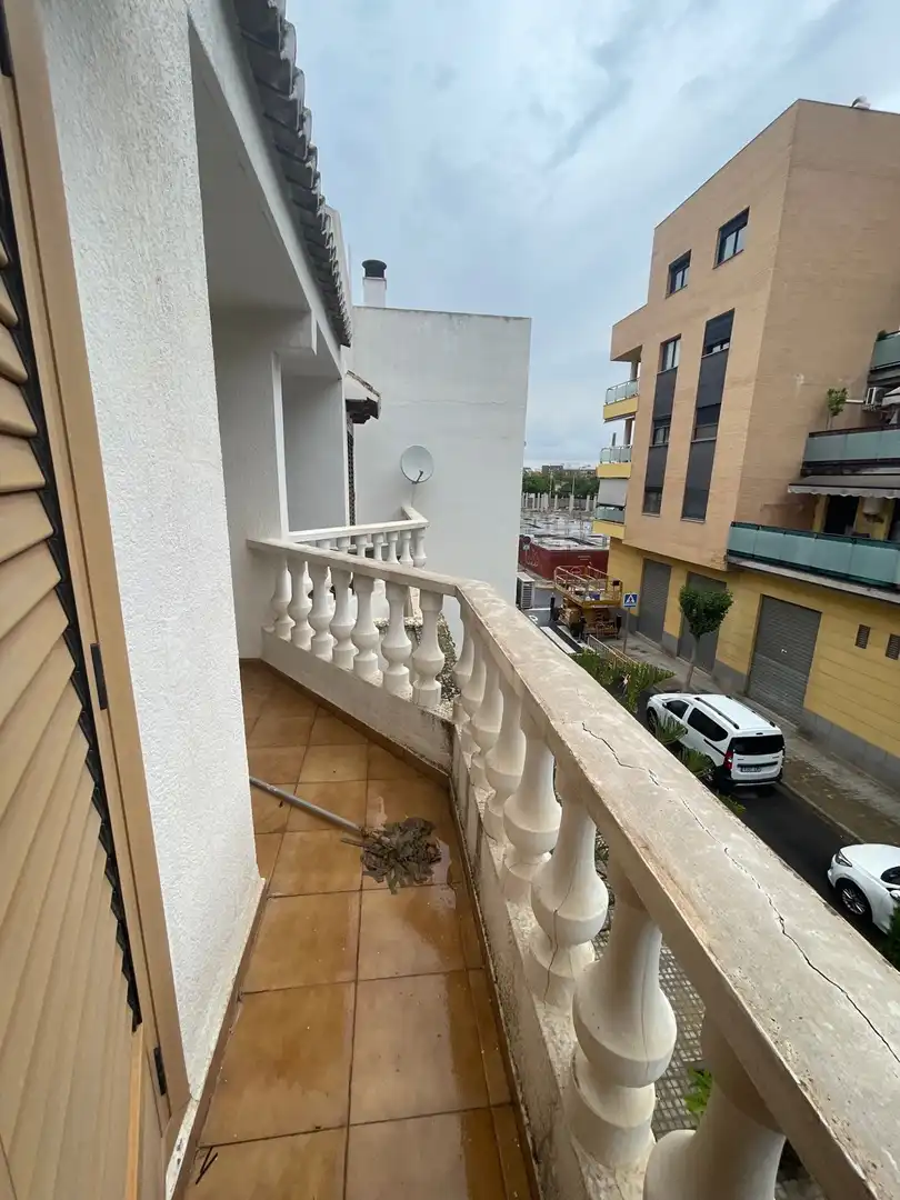 Terrassa de Casa adosada en venda en Catarroja amb Terrassa, Traster i Moblat