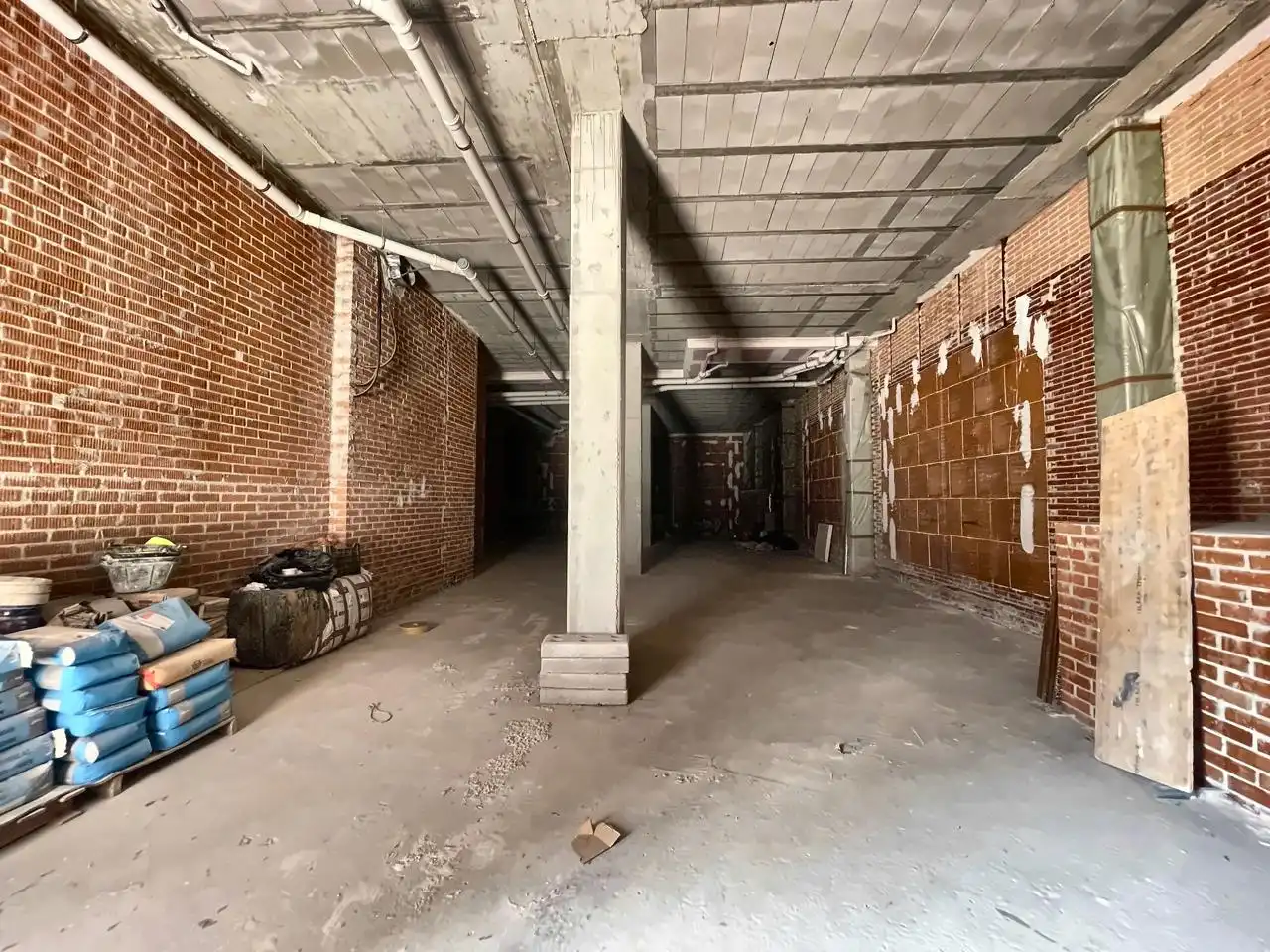 Gewerbefläche zum Verkauf in Avenida del Cantábrico, imagen 6