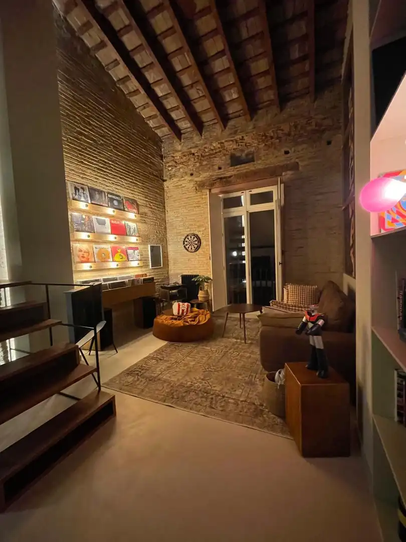 Sala d'estar de Àtic de lloguer en Valencia amb Calefacció, Terrassa i Traster