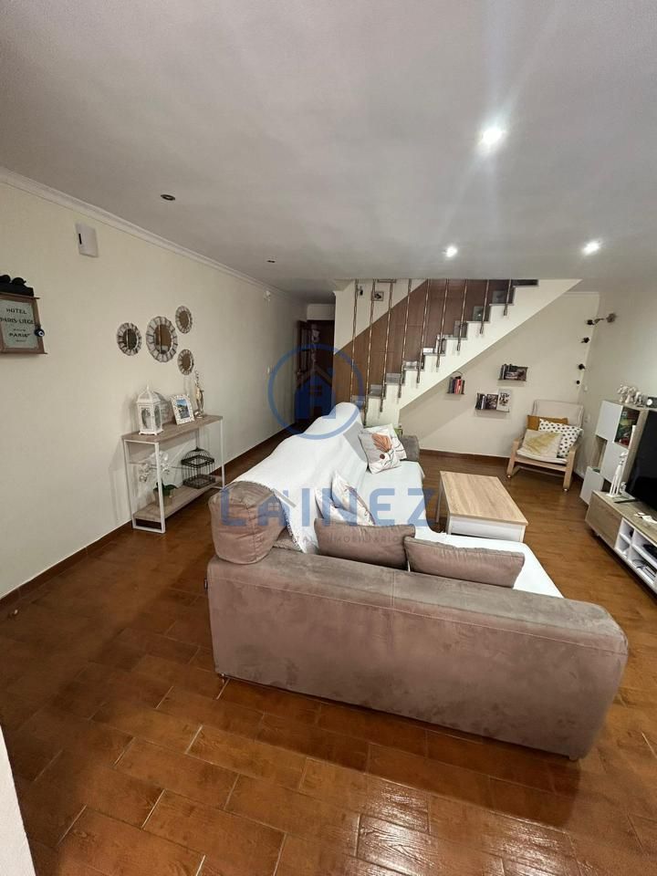 Sala d'estar de Casa adosada en venda en Peñarroya-Pueblonuevo amb Aire condicionat, Terrassa i Traster