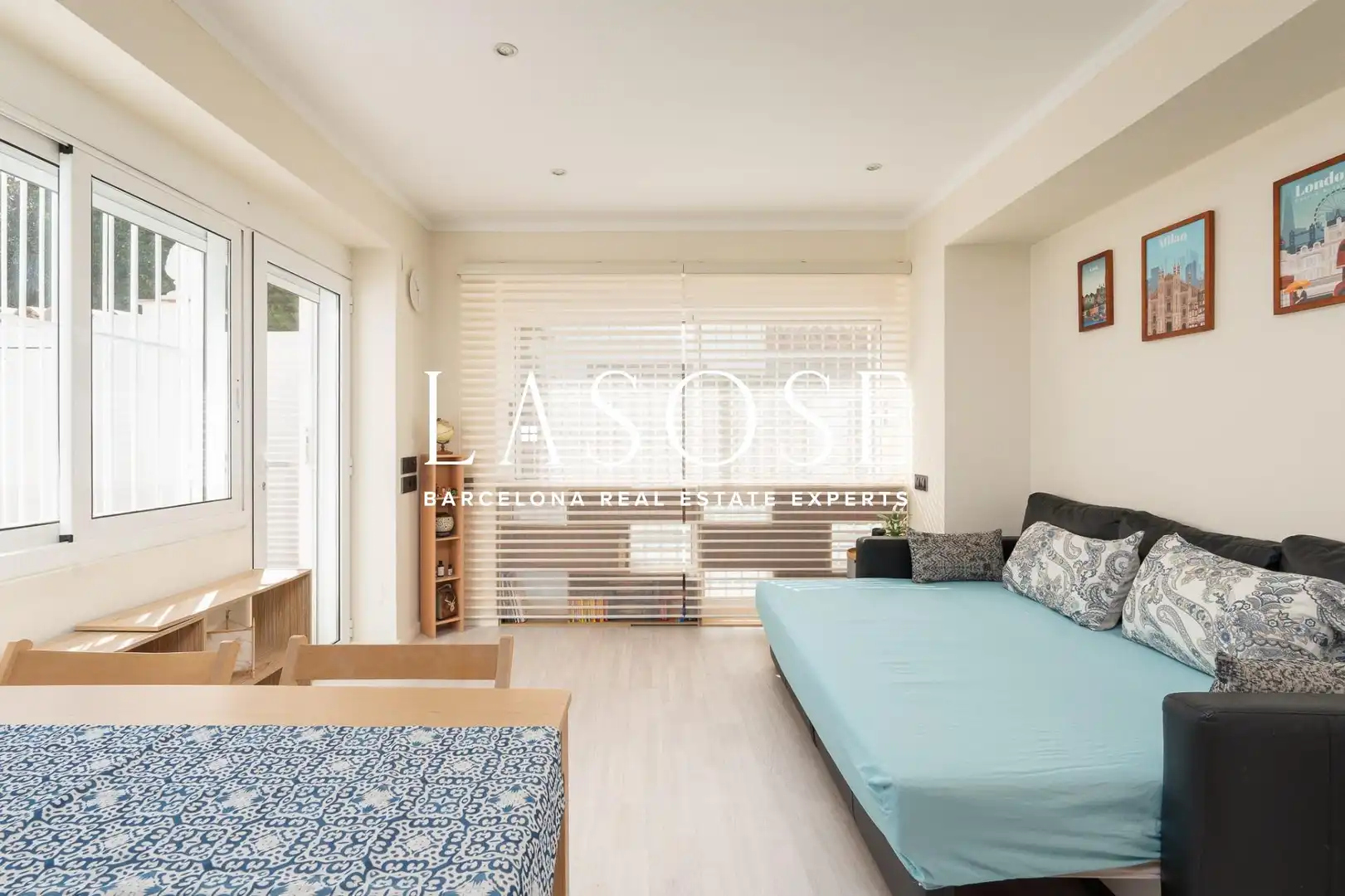 Dormitori de Loft de lloguer en Barcelona amb Aire condicionat, Jardí privat i Terrassa