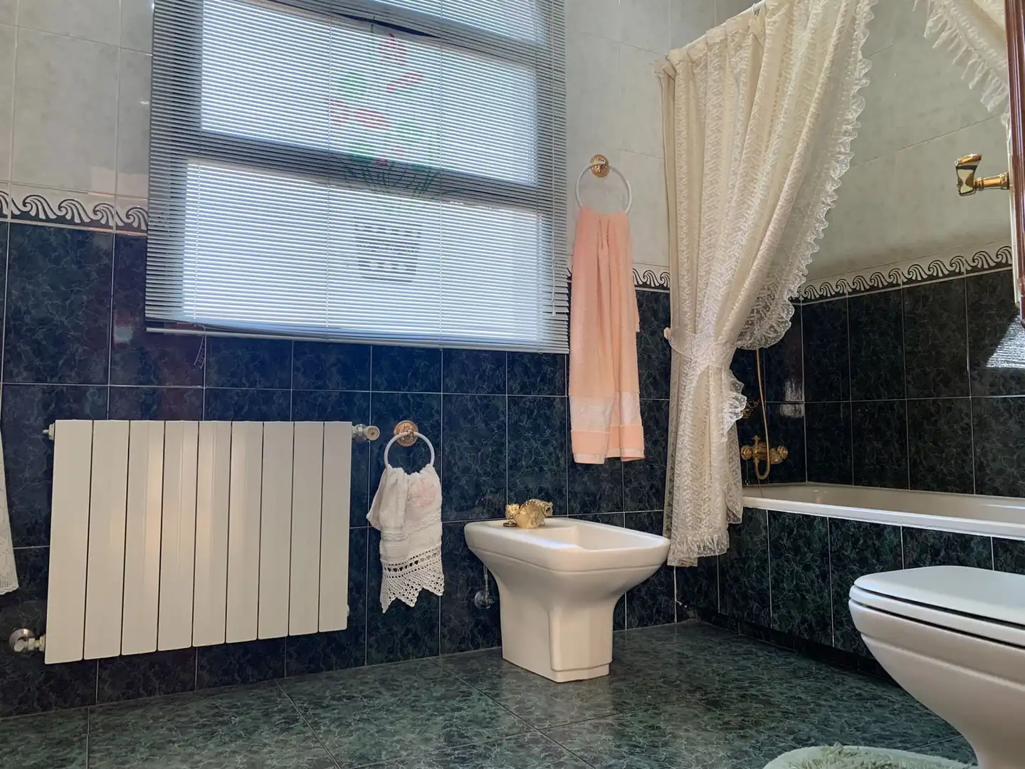 Bathroom of Houses for sale in Aranjuez
