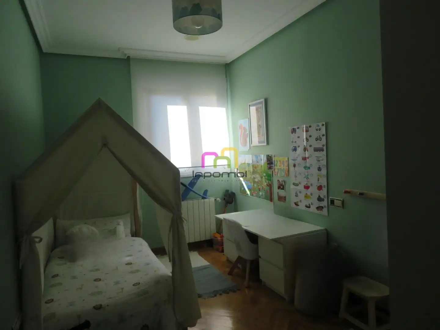 Schlafzimmer von Wohnungen zum Verkauf in Badajoz mit Klimaanlage, Privatgarten und Parkett