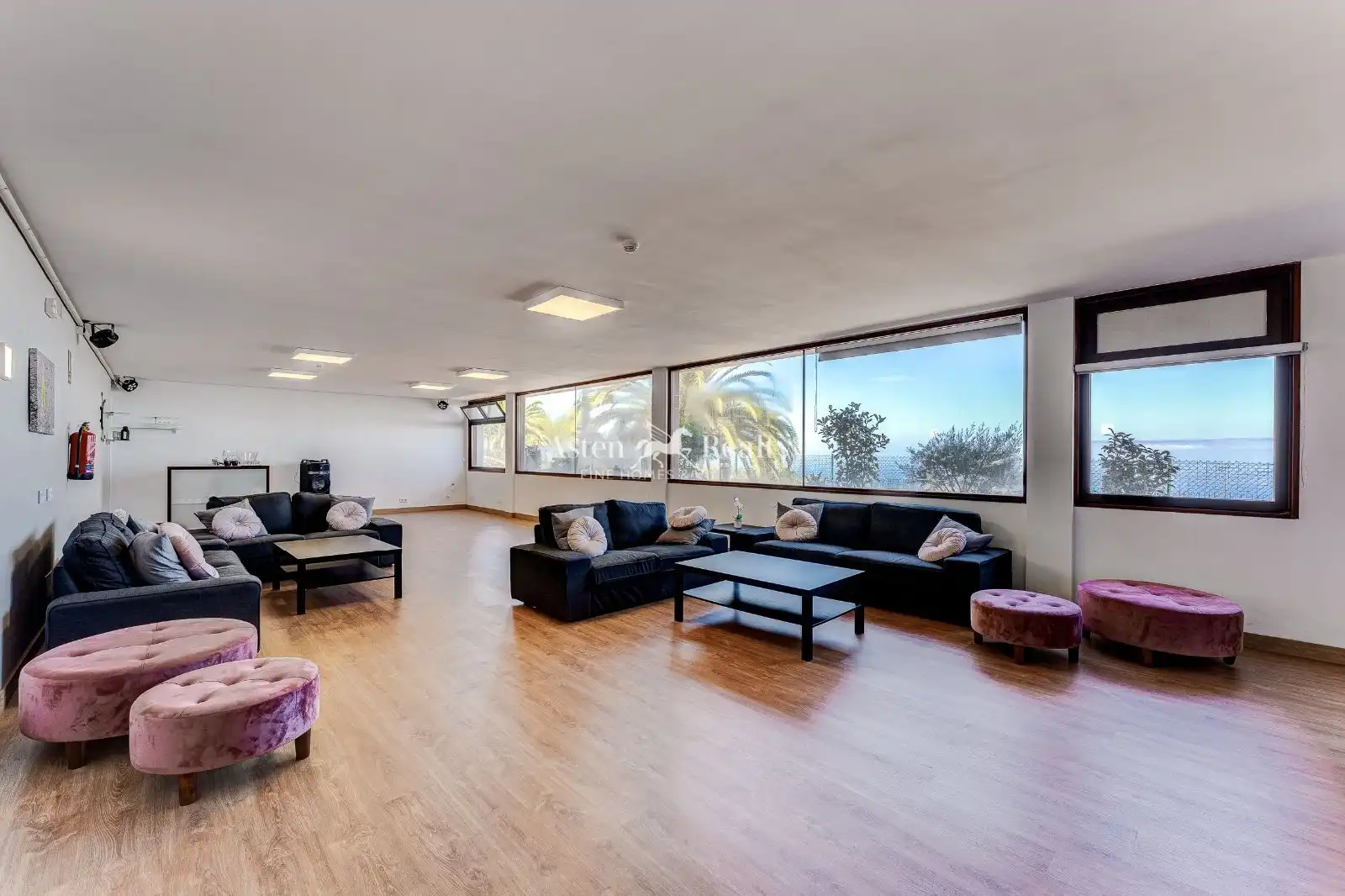 Sala d'estar de Edifici en venda en Los Realejos