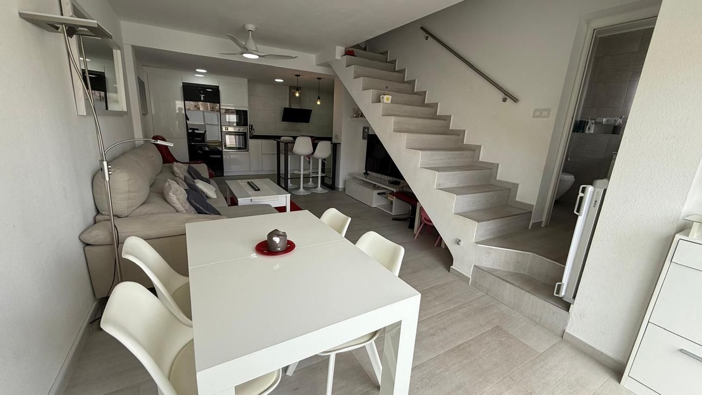 Casa o xalet en venda en Santa Pola amb Aire condicionat, Jardí privat i Terrassa