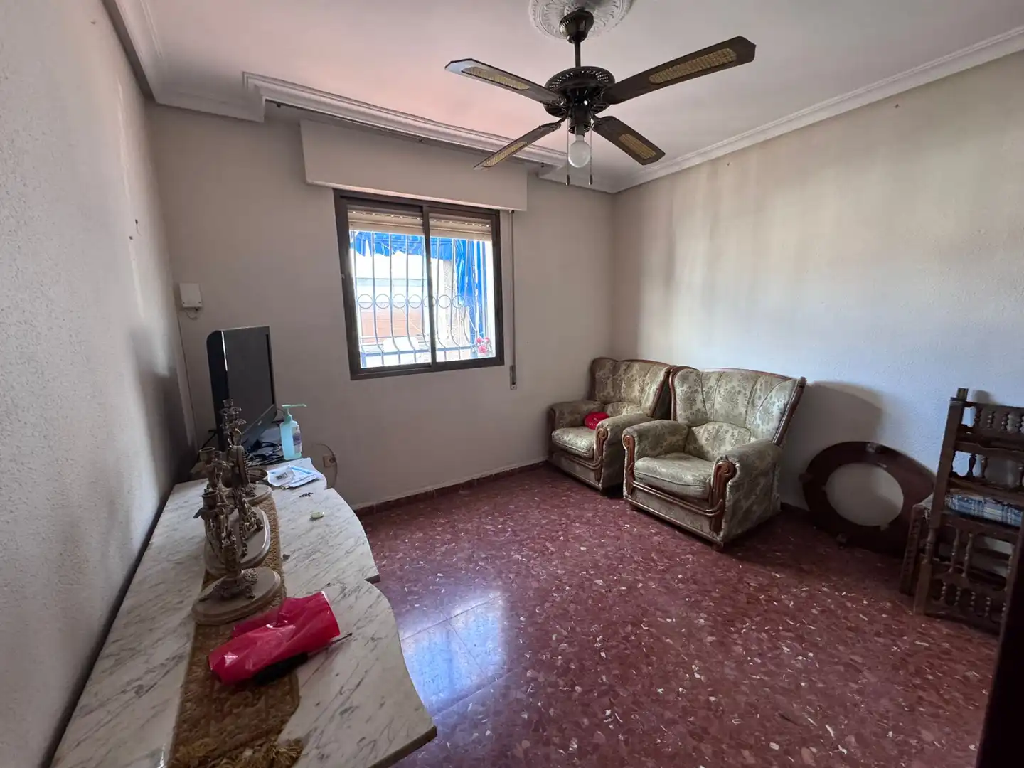 Sala de estar de Piso en venta en Jaén con Calefacción, Terraza y Amueblado