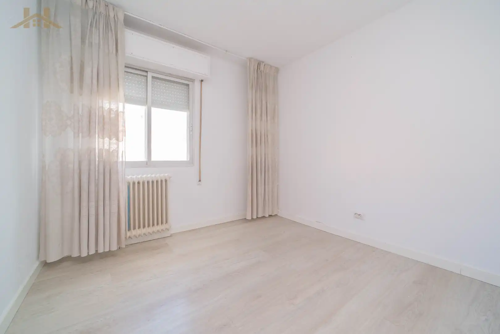 Bedroom of Flat for sale in Móstoles  with Air Conditioner and Terrace