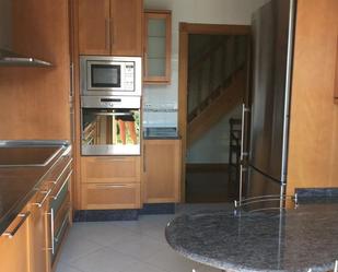 Cuina de Dúplex en venda en Ourense Capital  amb Traster i Balcó