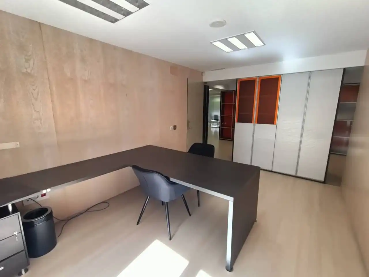 Office for rent in Girona  with Air Conditioner and Heating